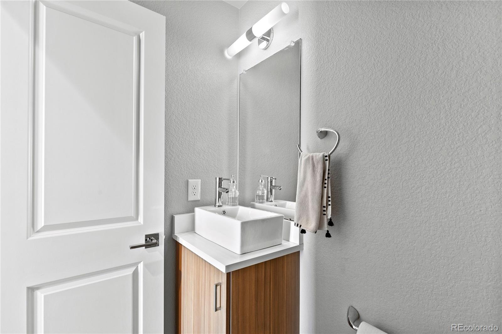 MLS Image #8 for 1906 w 38th avenue,denver, Colorado