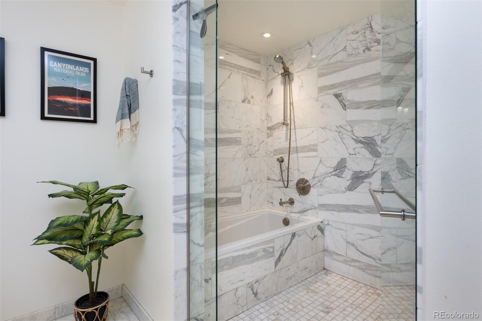 MLS Image #36 for 1750  wewatta street,denver, Colorado