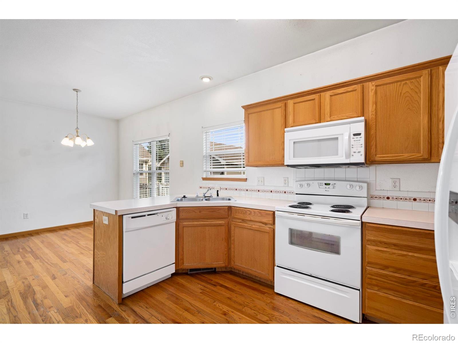MLS Image #10 for 1422  fairfield avenue,windsor, Colorado