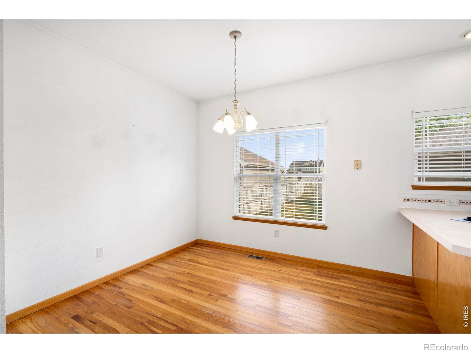 MLS Image #8 for 1422  fairfield avenue,windsor, Colorado