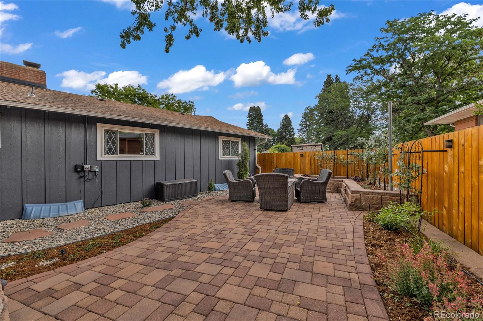 MLS Image #39 for 105 s brentwood street,denver, Colorado
