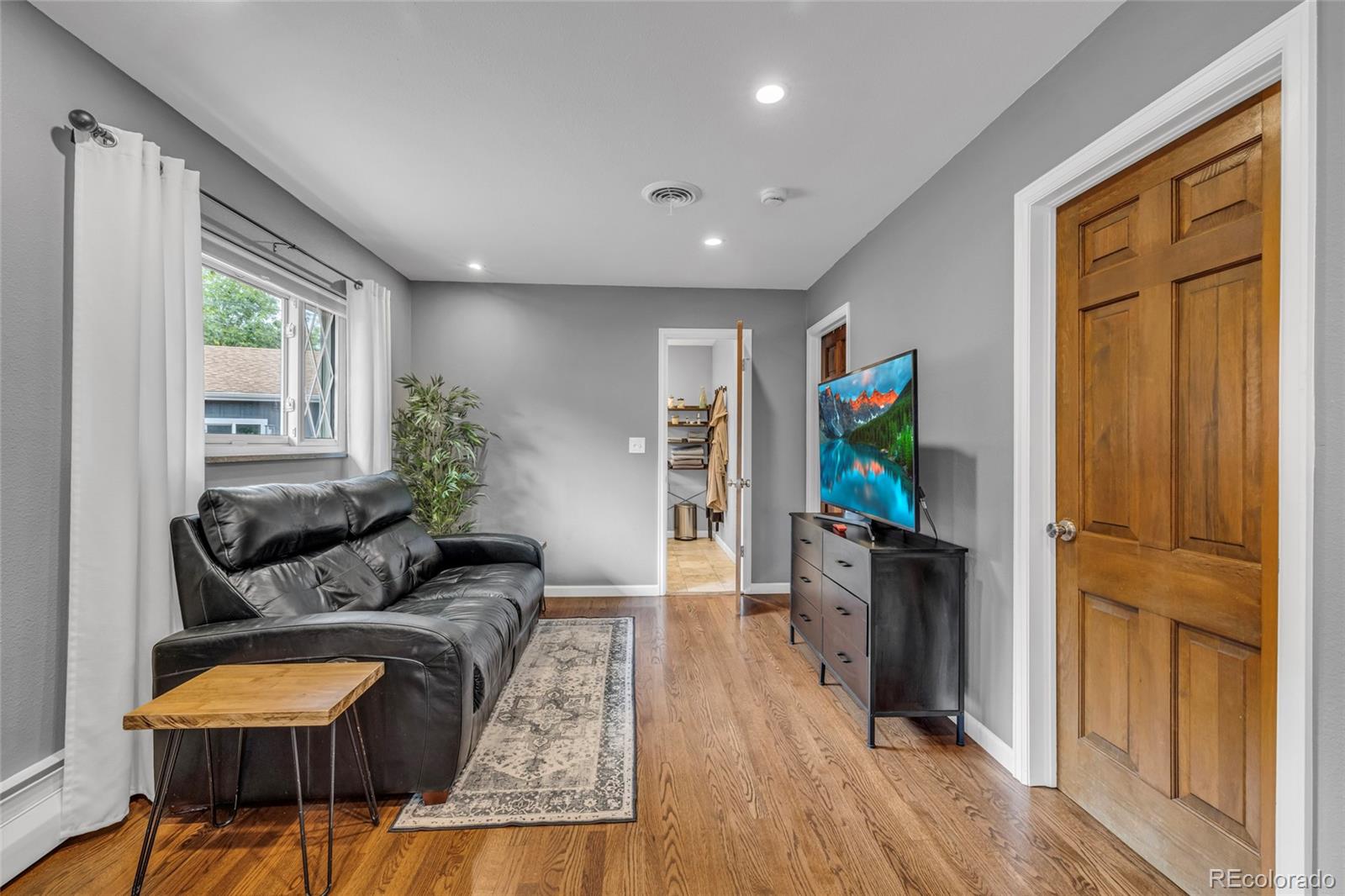 MLS Image #8 for 105 s brentwood street,denver, Colorado