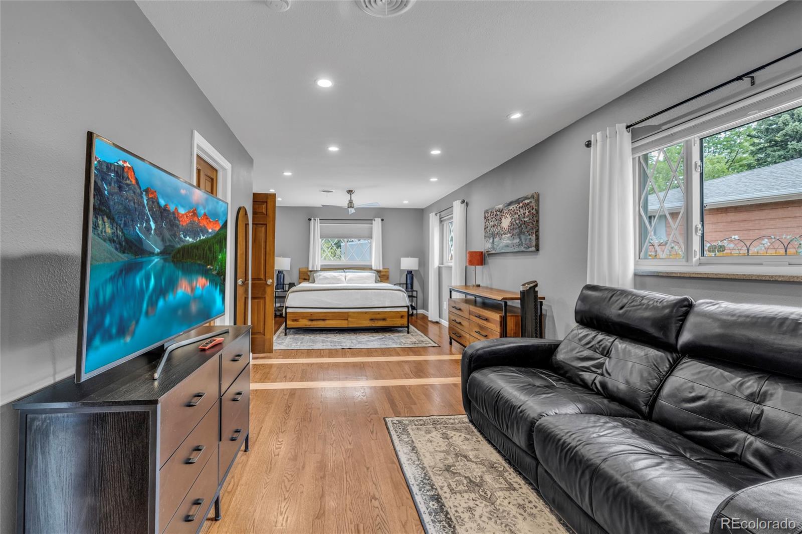 MLS Image #9 for 105 s brentwood street,denver, Colorado