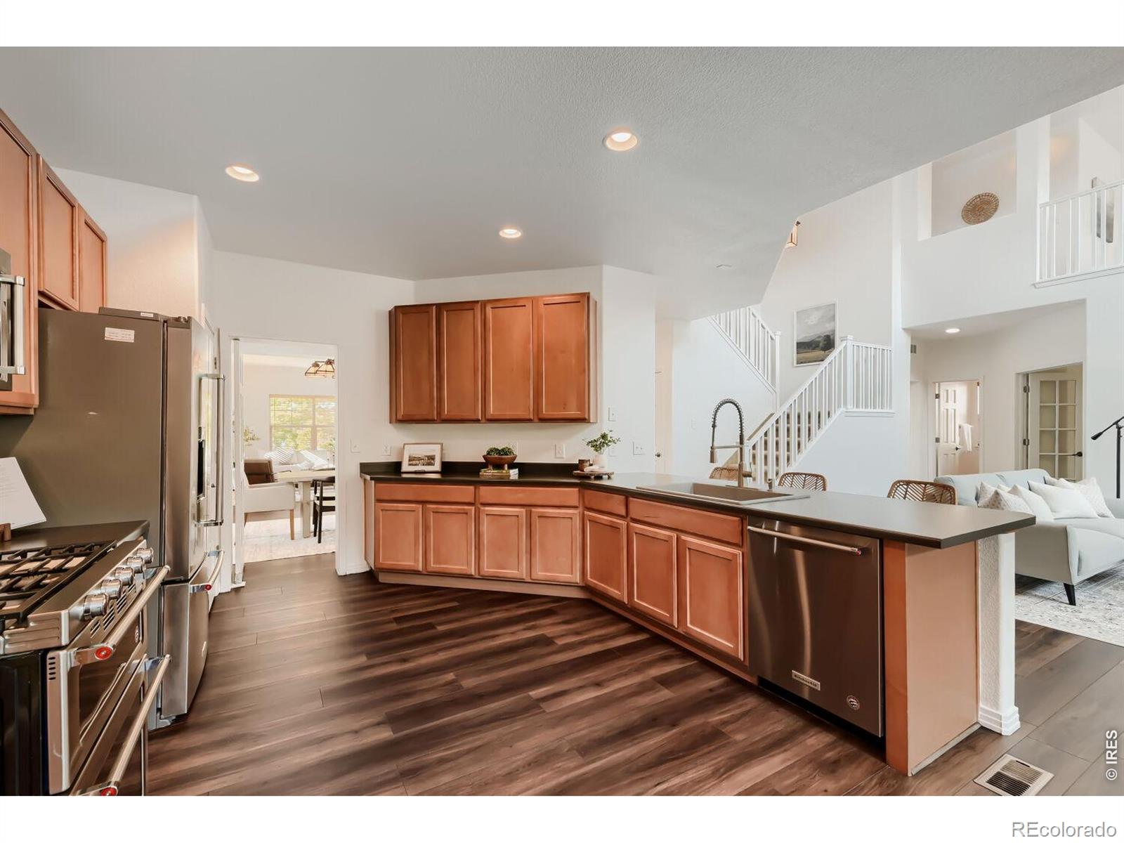 MLS Image #10 for 14338  lakeview lane,broomfield, Colorado
