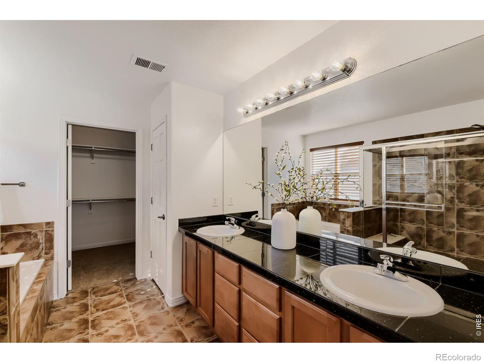 MLS Image #22 for 14338  lakeview lane,broomfield, Colorado