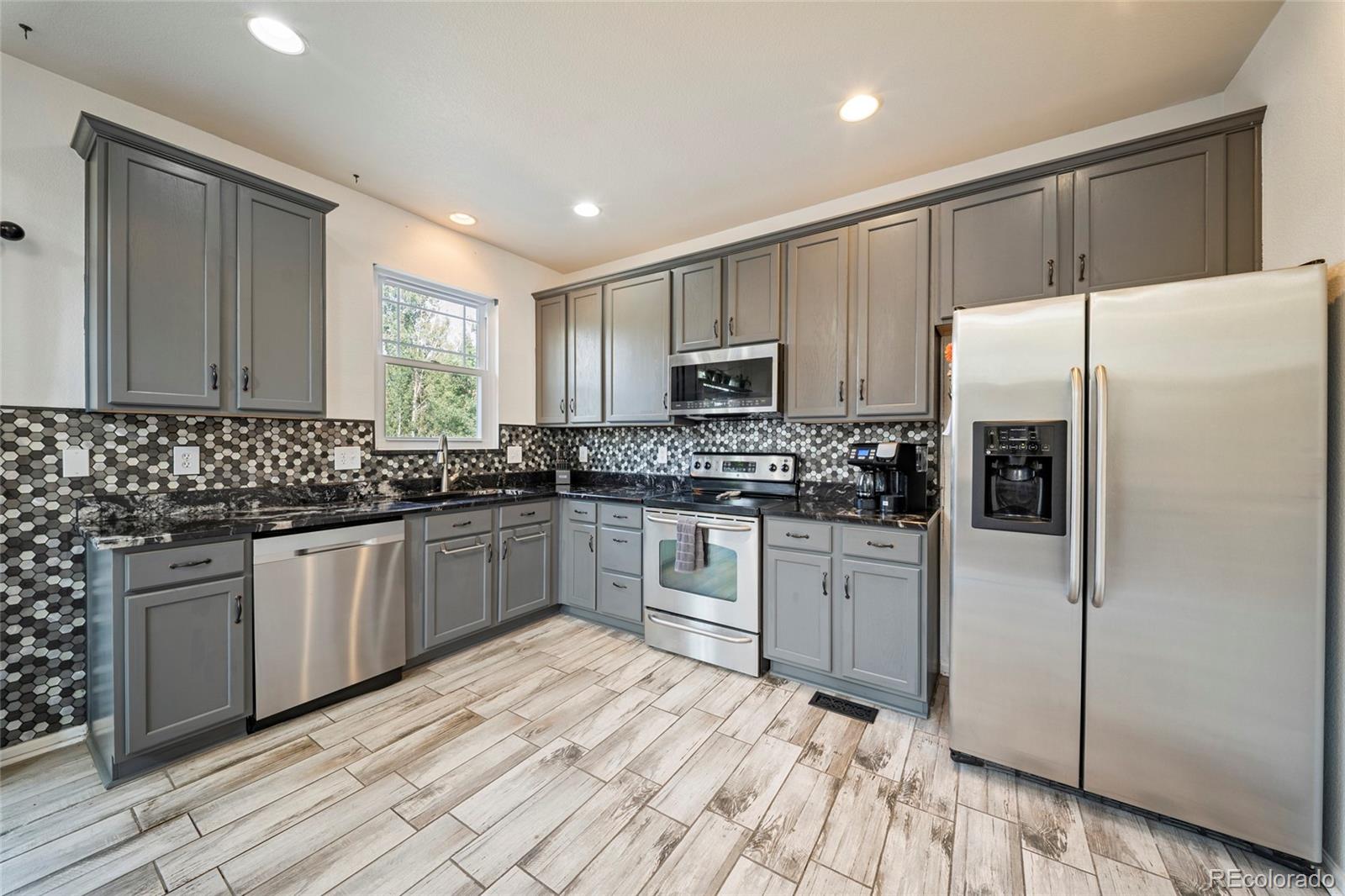 MLS Image #14 for 24167 e 5th place,aurora, Colorado