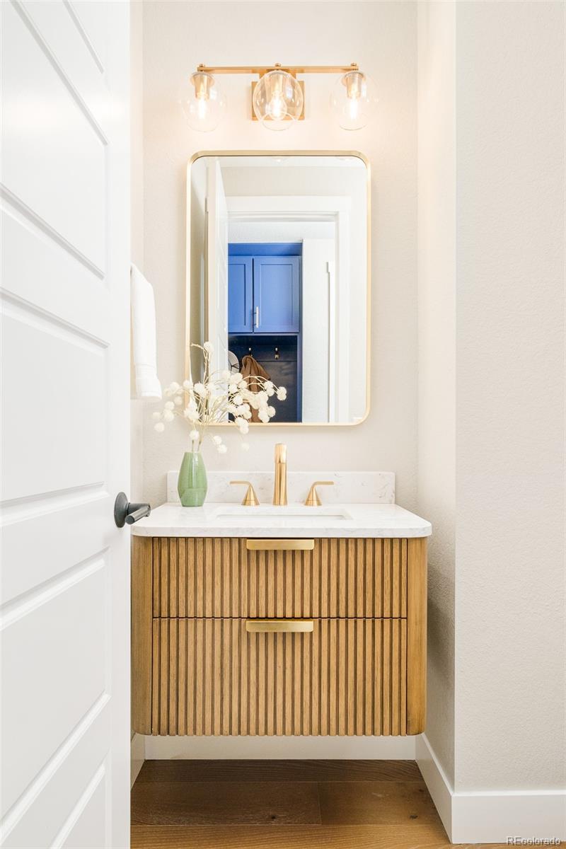 MLS Image #16 for 2175 s poppy street,denver, Colorado