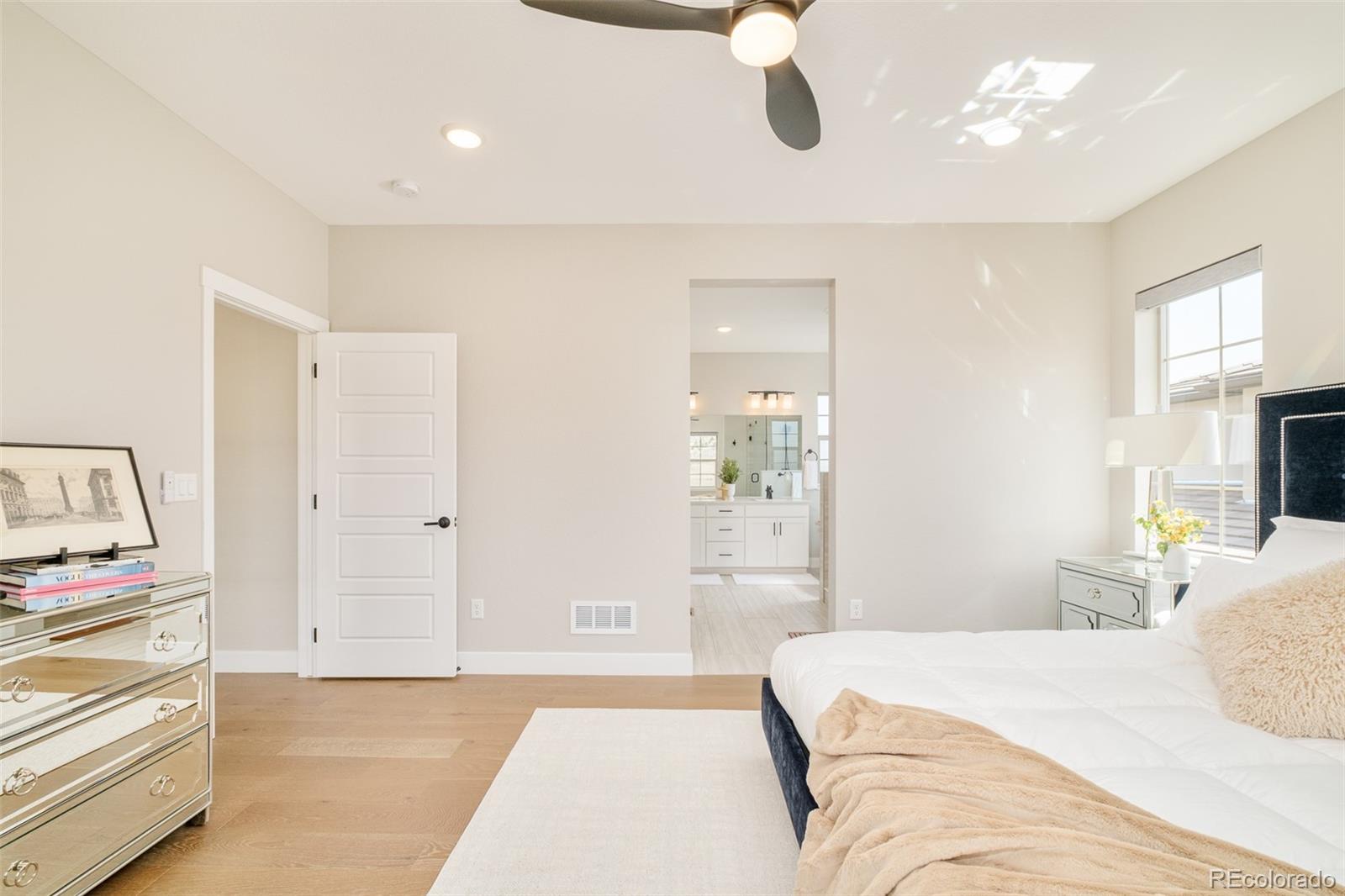 MLS Image #19 for 2175 s poppy street,denver, Colorado
