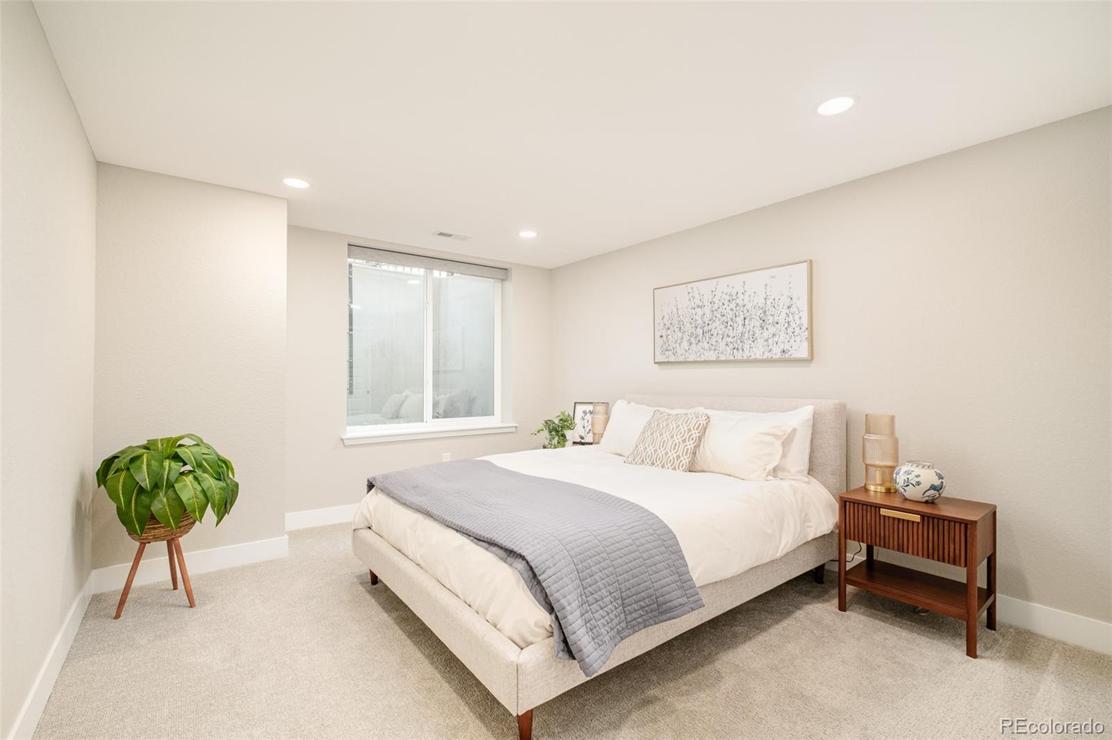 MLS Image #34 for 2175 s poppy street,denver, Colorado
