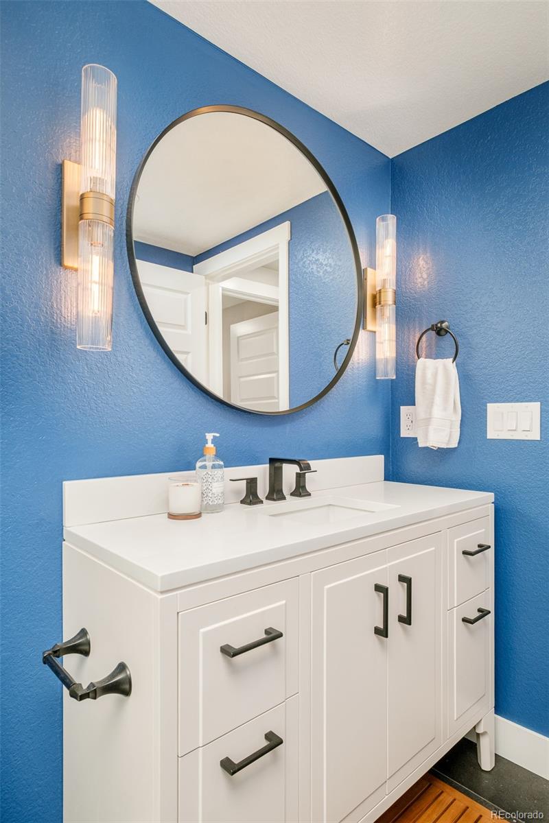 MLS Image #36 for 2175 s poppy street,denver, Colorado