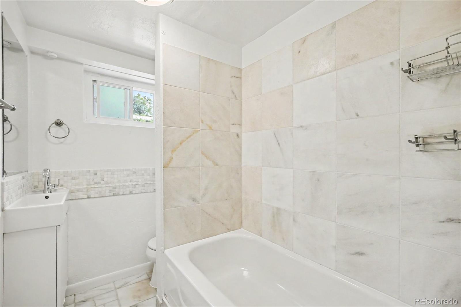 MLS Image #10 for 309  arapahoe street 1/2,golden, Colorado