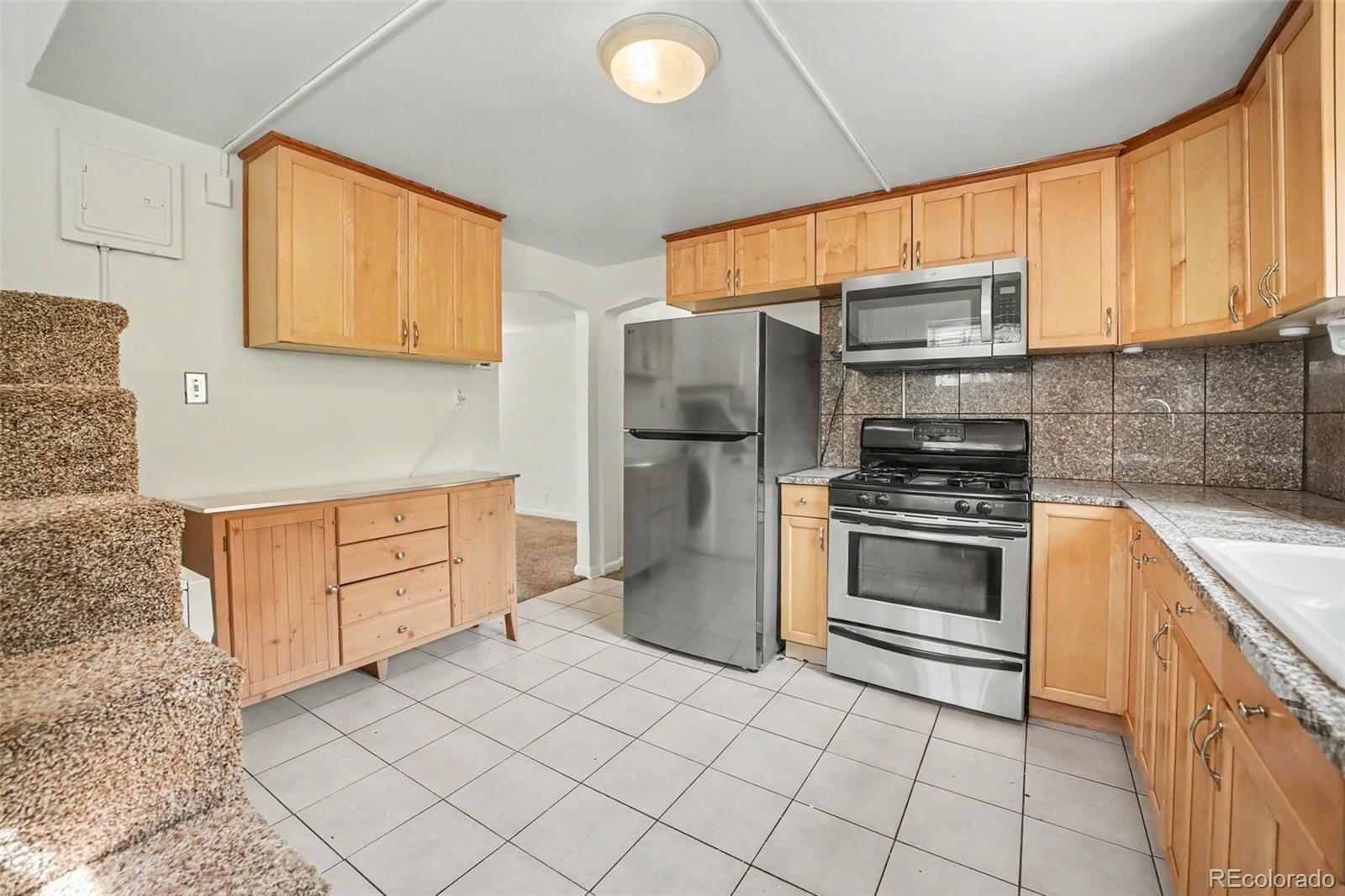 MLS Image #6 for 309  arapahoe street 1/2,golden, Colorado