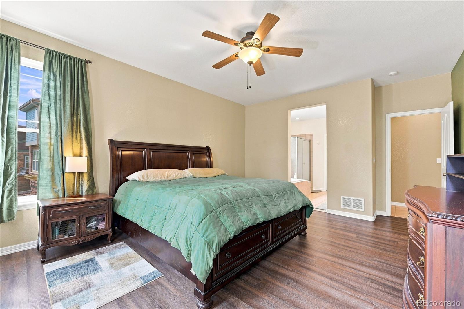 MLS Image #4 for 186 n coolidge way,aurora, Colorado