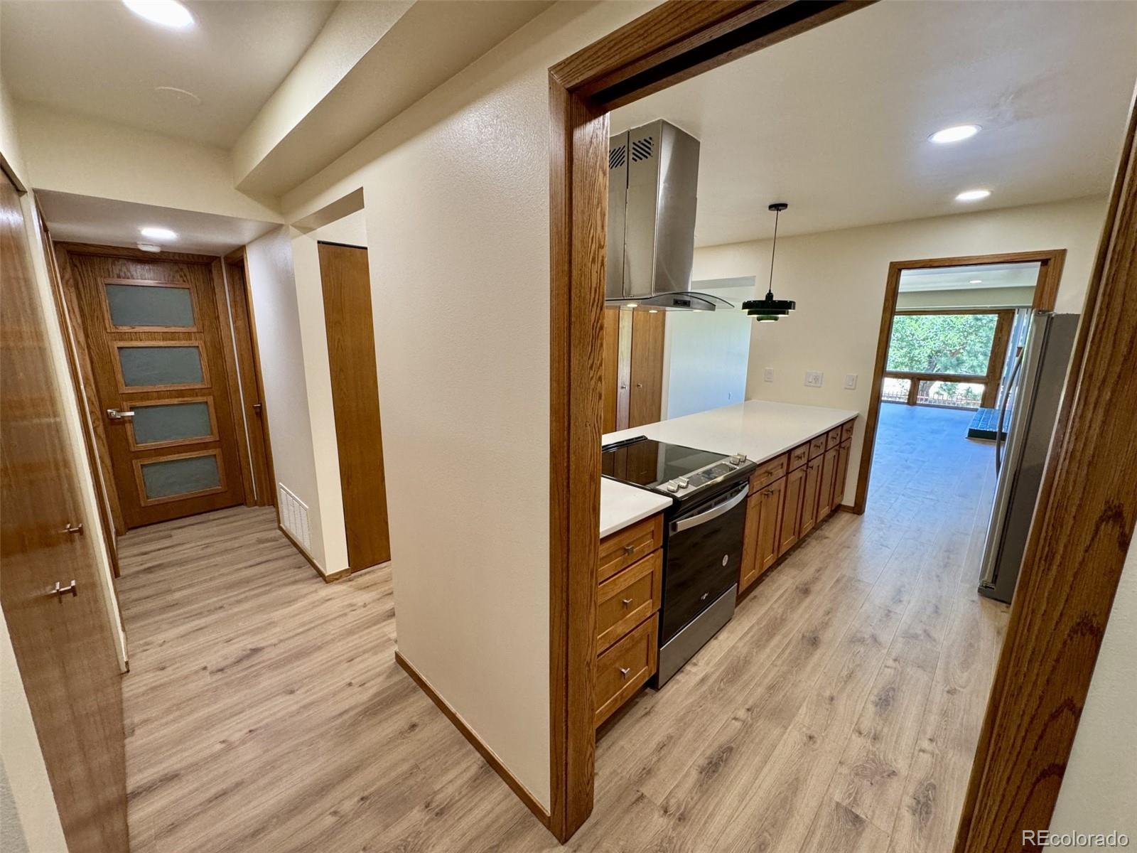 MLS Image #5 for 51 w boulder street,colorado springs, Colorado