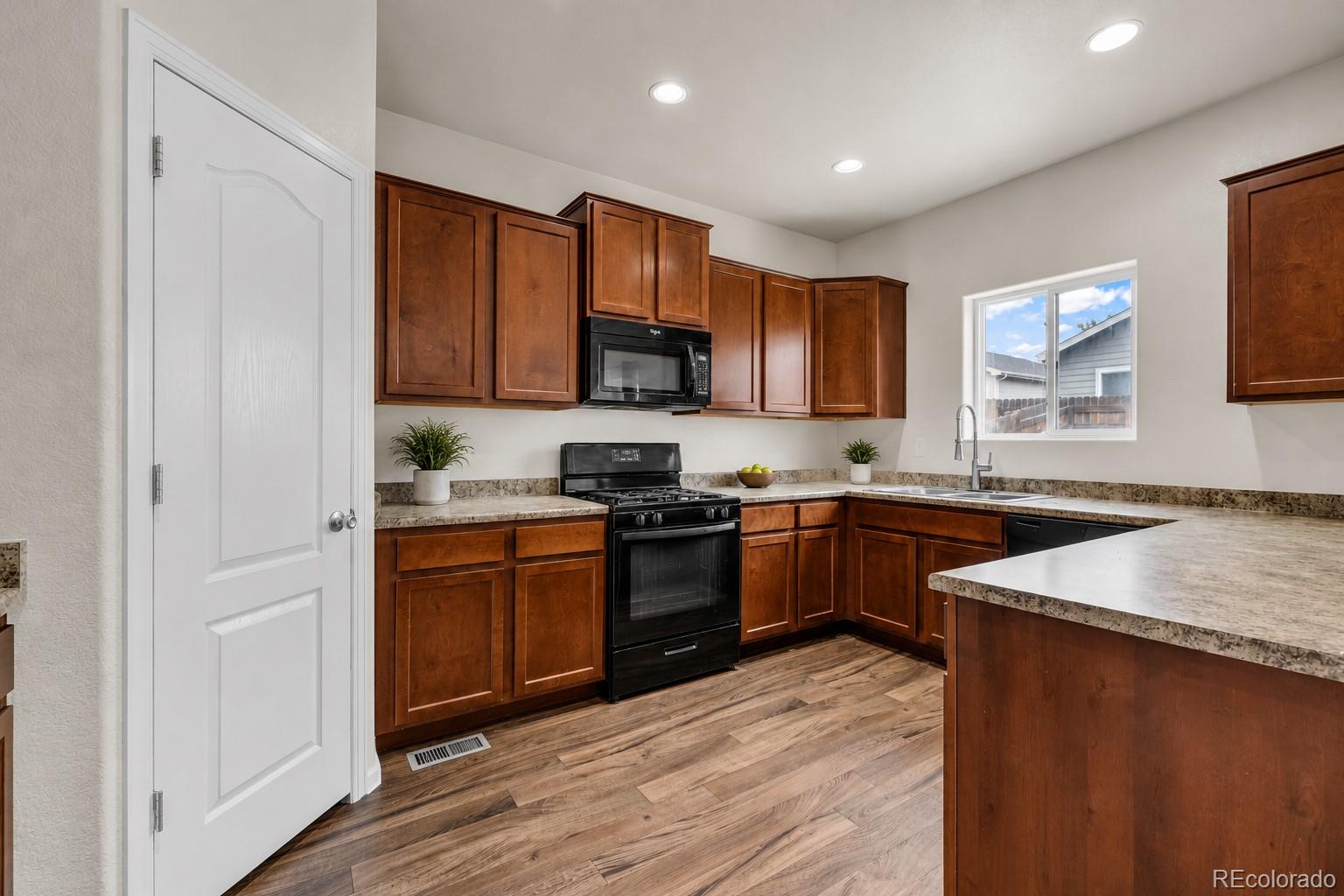 MLS Image #3 for 1804  taos street,brighton, Colorado