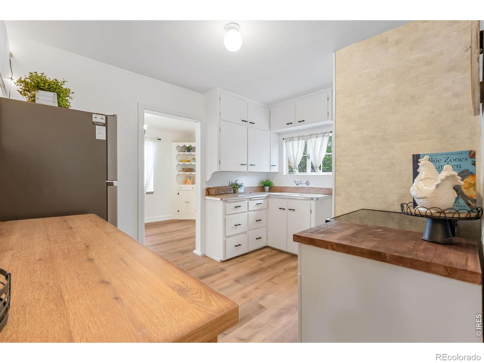 MLS Image #8 for 1428  16th street,greeley, Colorado