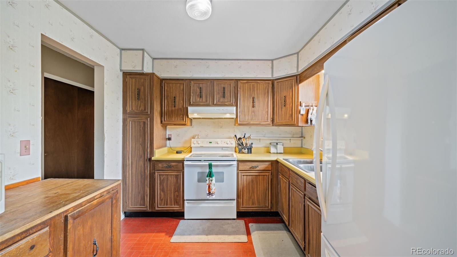 MLS Image #7 for 1615  mineola street,colorado springs, Colorado