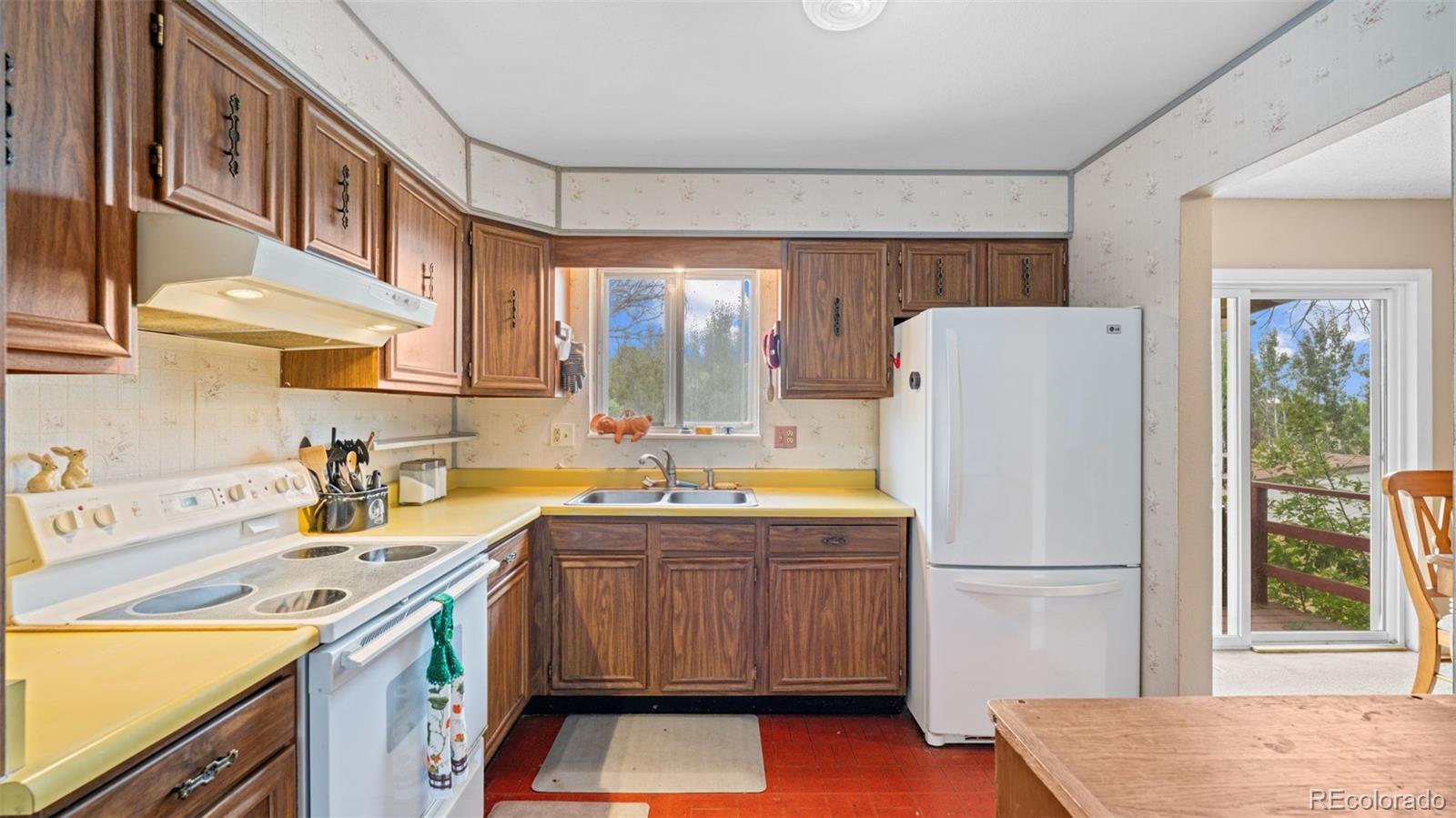 MLS Image #8 for 1615  mineola street,colorado springs, Colorado