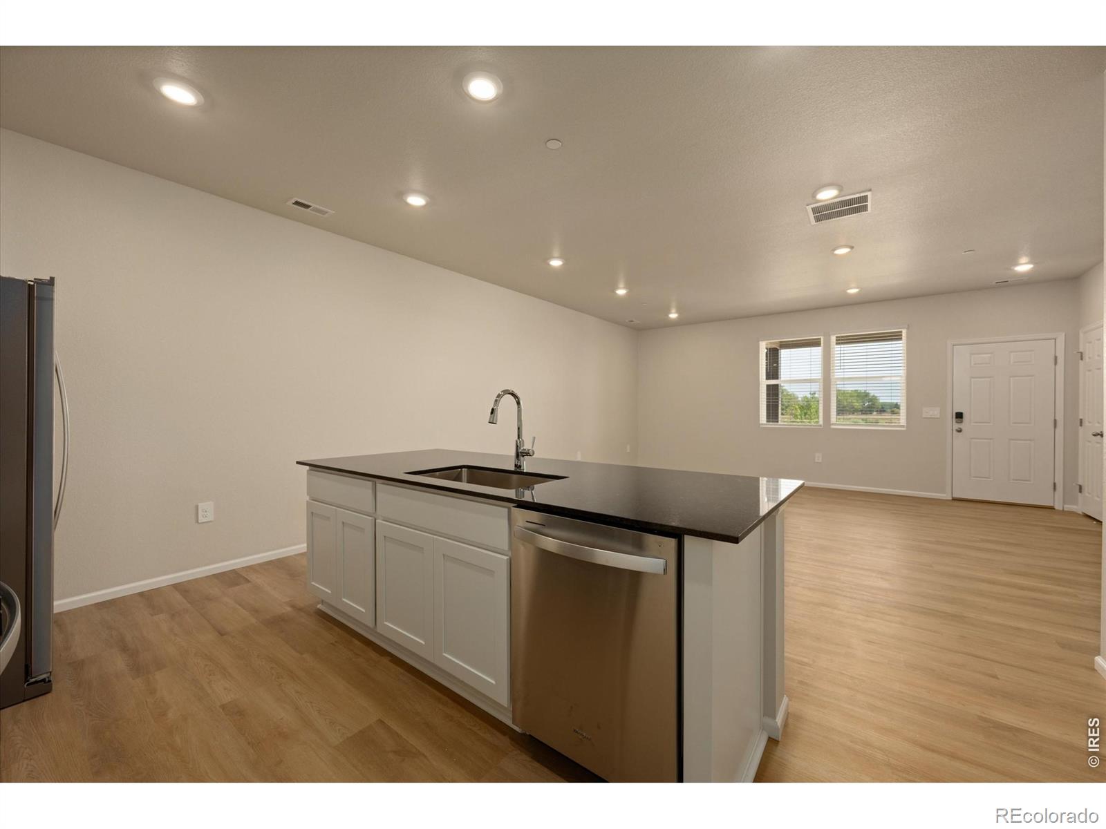 MLS Image #7 for 1594  riverplace drive,windsor, Colorado