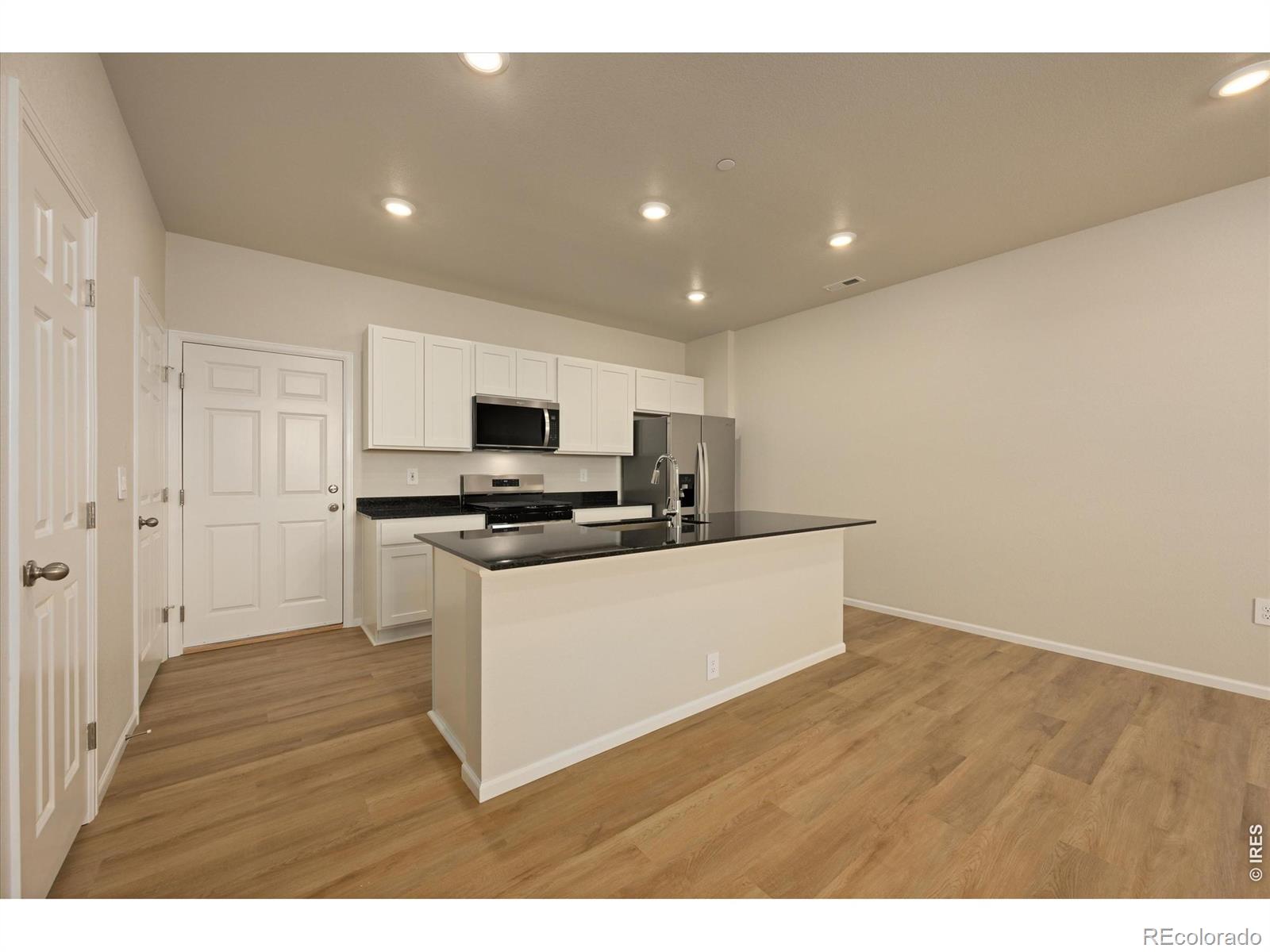 MLS Image #8 for 1594  riverplace drive,windsor, Colorado