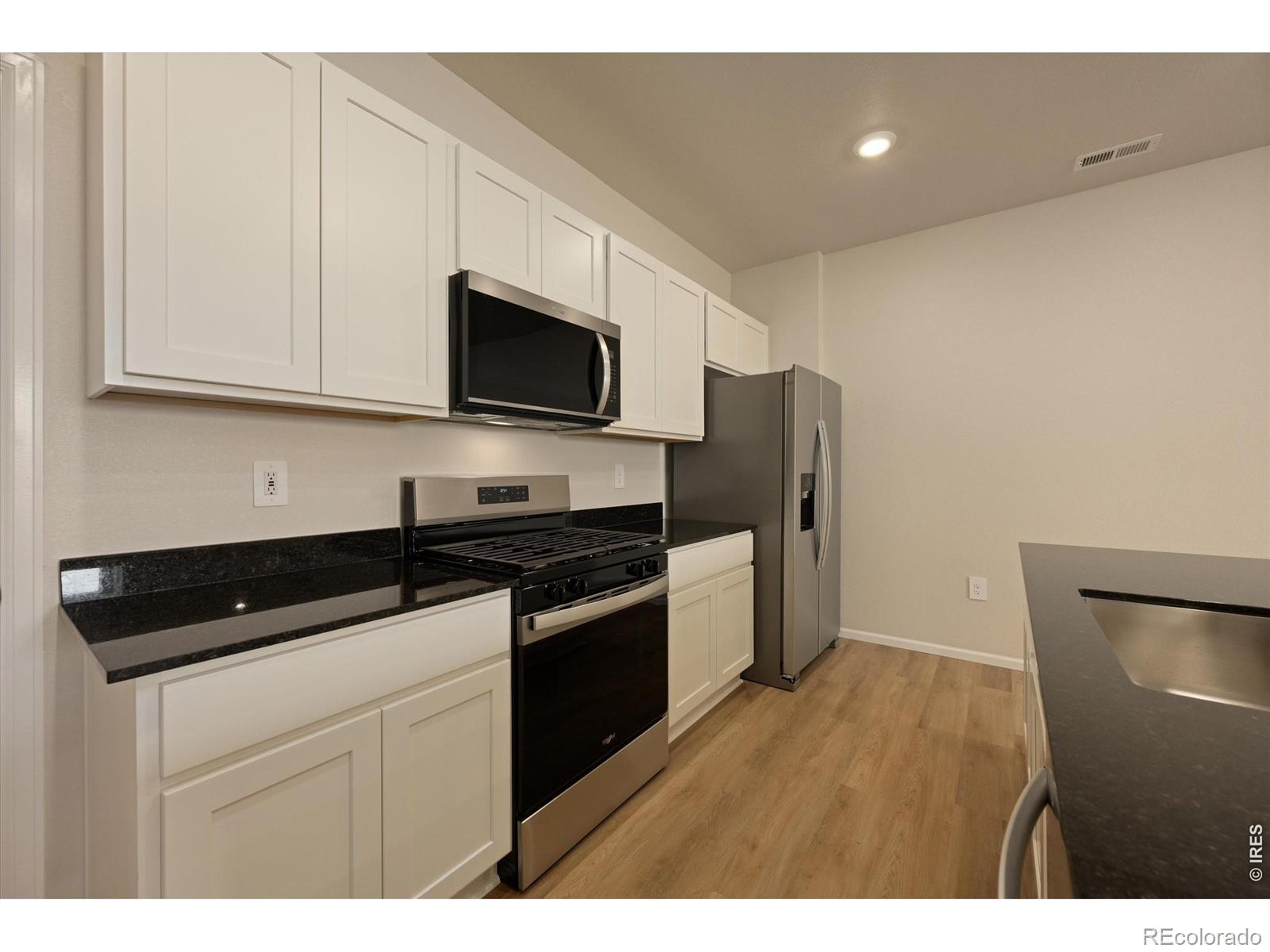 MLS Image #9 for 1594  riverplace drive,windsor, Colorado