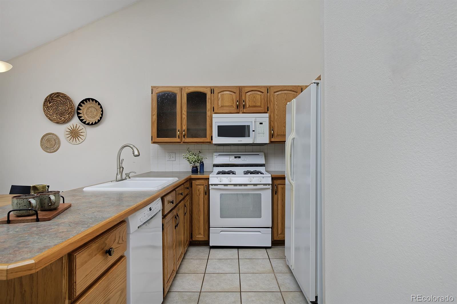 MLS Image #11 for 703  brome place,lafayette, Colorado