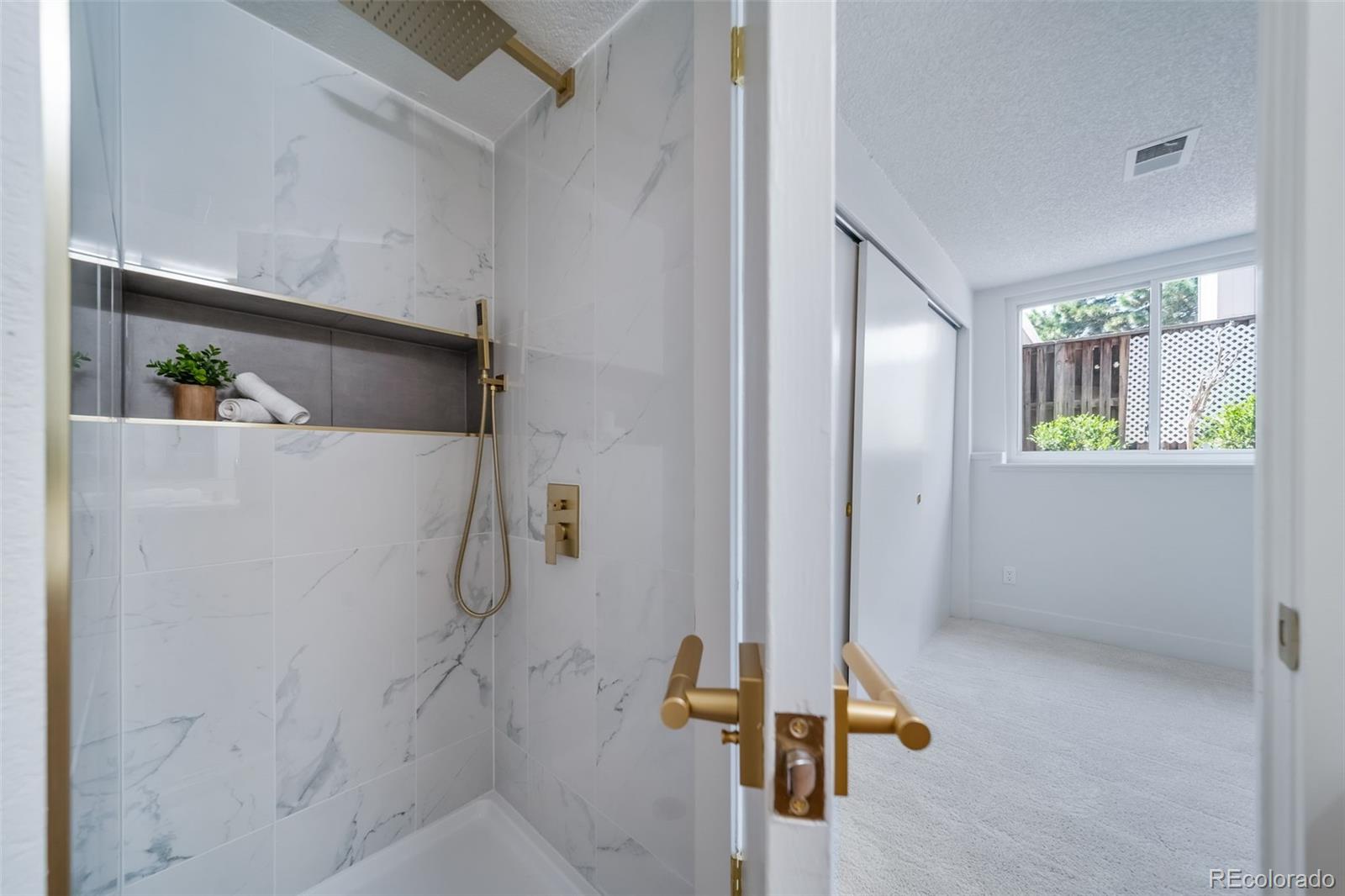 MLS Image #16 for 3830 s genoa circle,aurora, Colorado