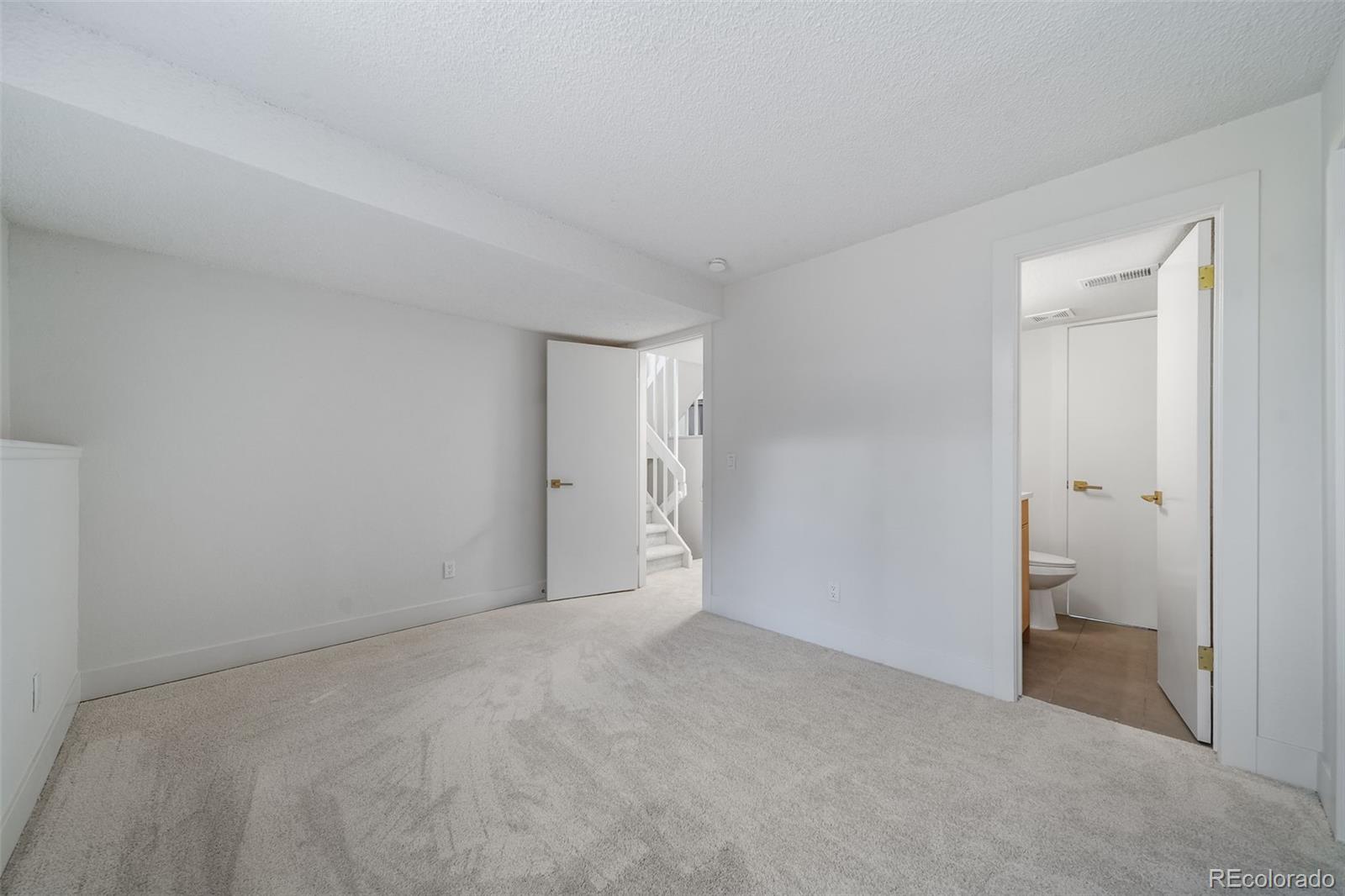 MLS Image #23 for 3830 s genoa circle,aurora, Colorado