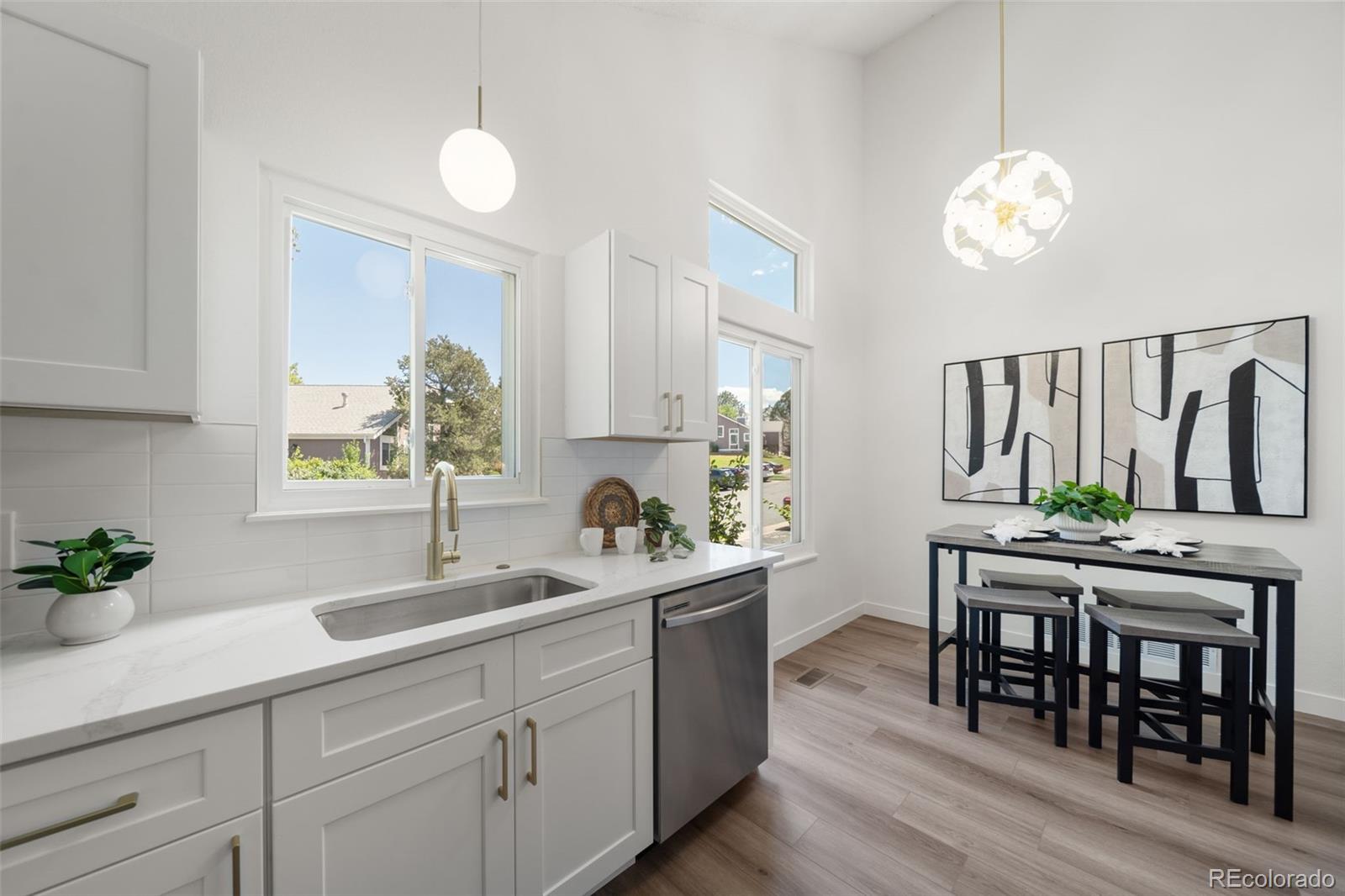MLS Image #4 for 3830 s genoa circle,aurora, Colorado
