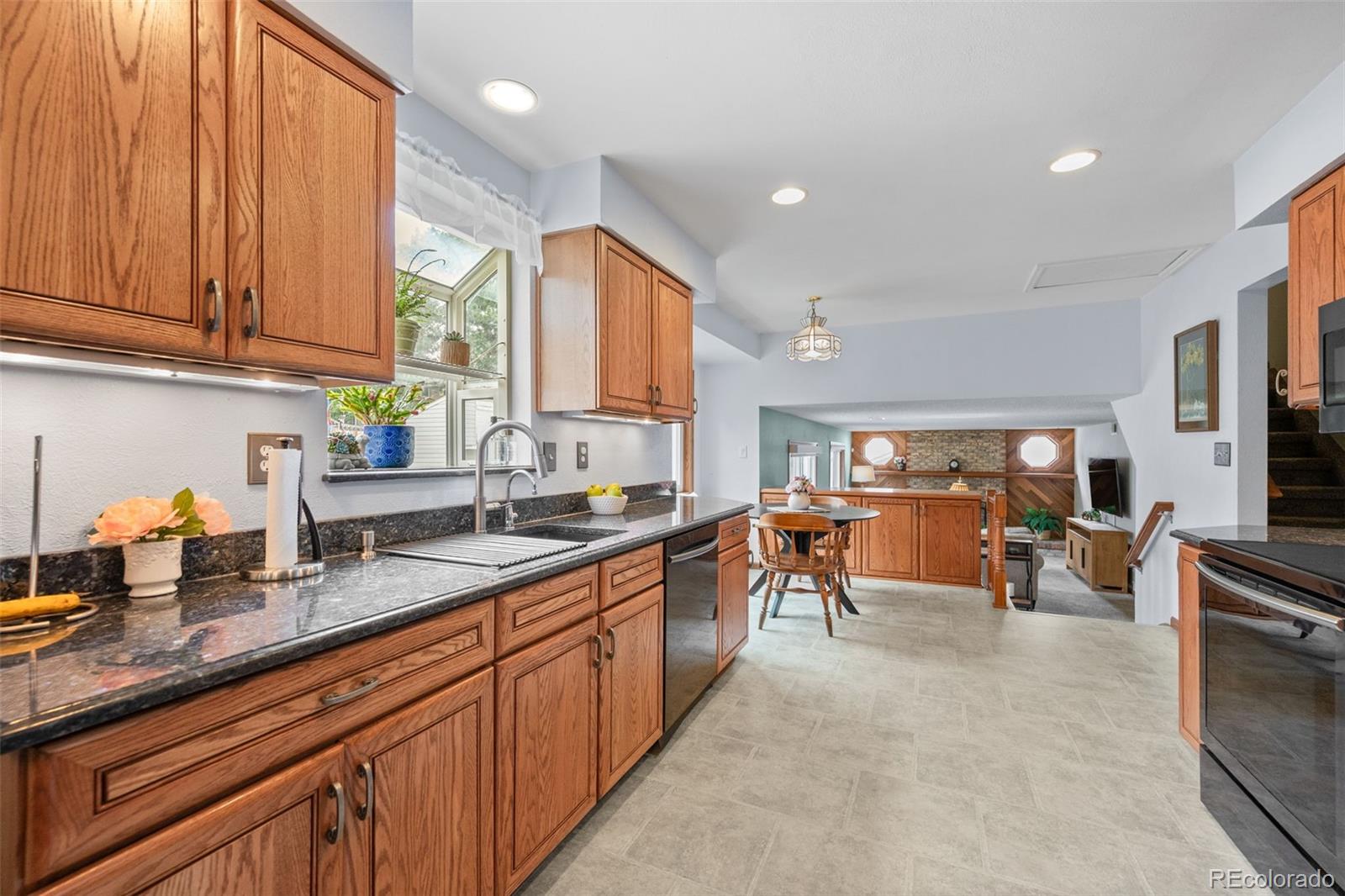 MLS Image #10 for 5482 s salida street,centennial, Colorado