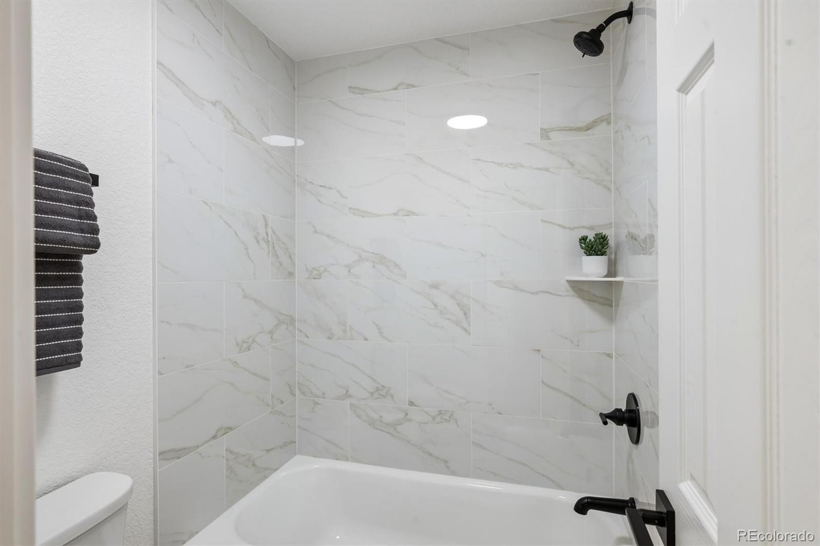 MLS Image #14 for 8015 w eastman place 101,lakewood, Colorado