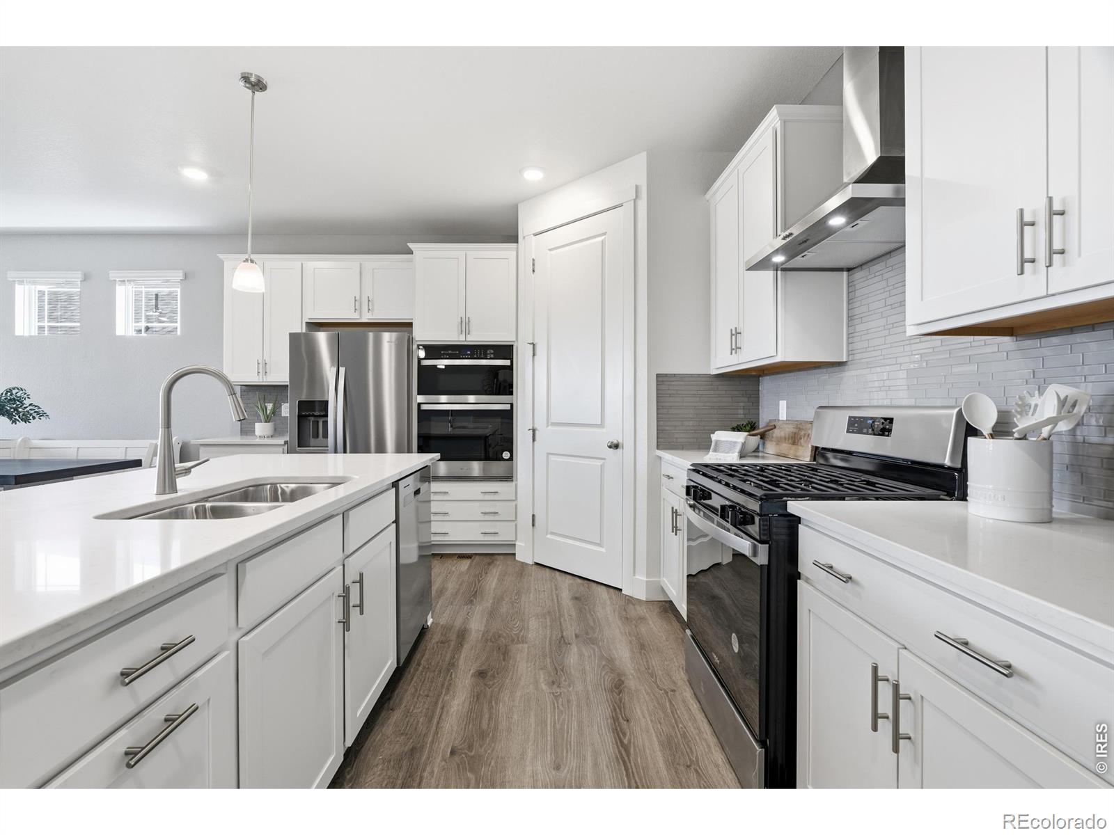 MLS Image #6 for 1149  clara view drive,berthoud, Colorado
