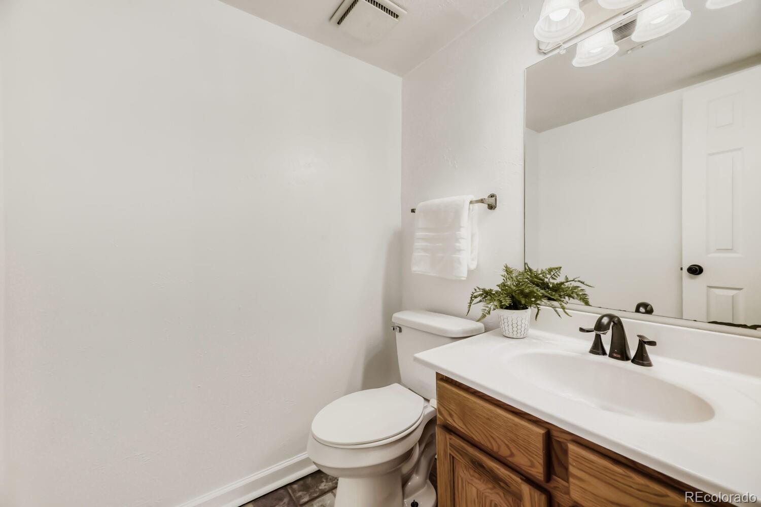 MLS Image #11 for 554 s kittredge way,aurora, Colorado