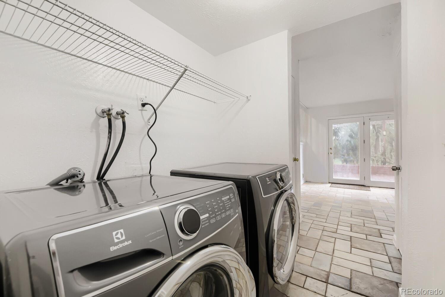 MLS Image #21 for 554 s kittredge way,aurora, Colorado