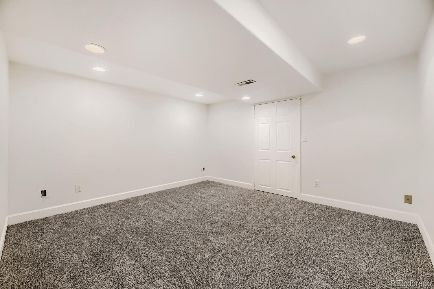 MLS Image #22 for 554 s kittredge way,aurora, Colorado