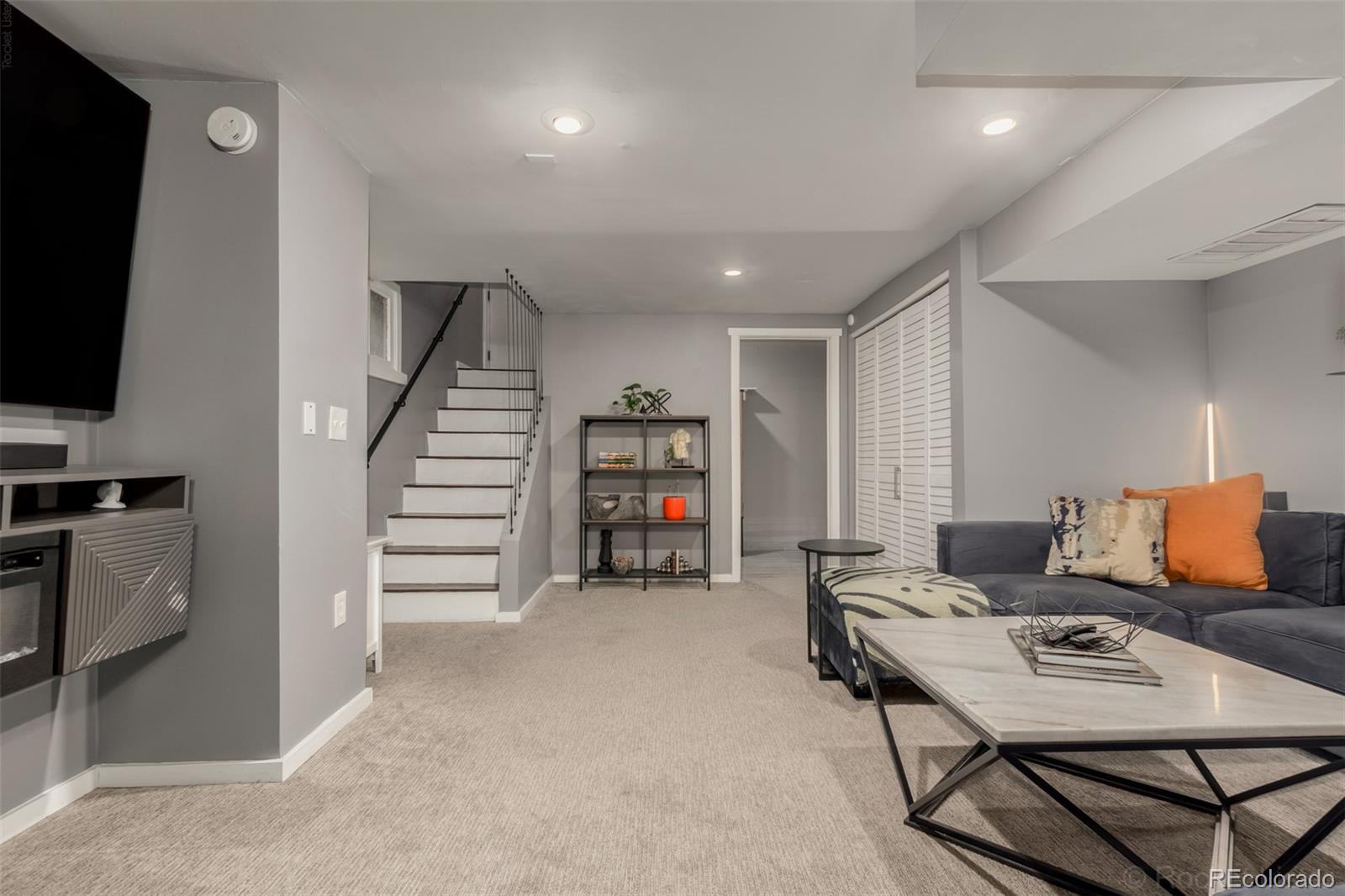 MLS Image #24 for 300 s lincoln street,denver, Colorado