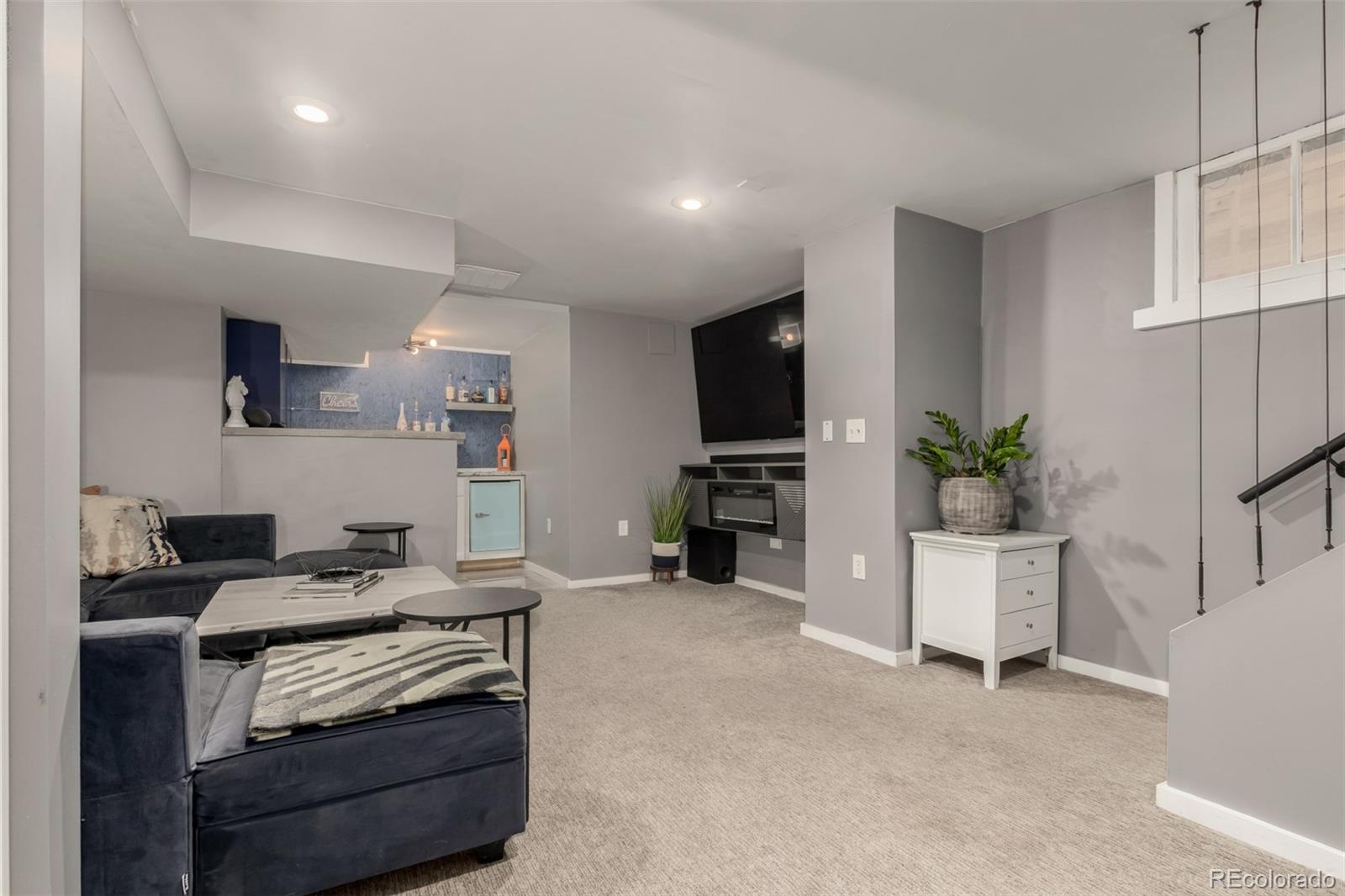 MLS Image #25 for 300 s lincoln street,denver, Colorado