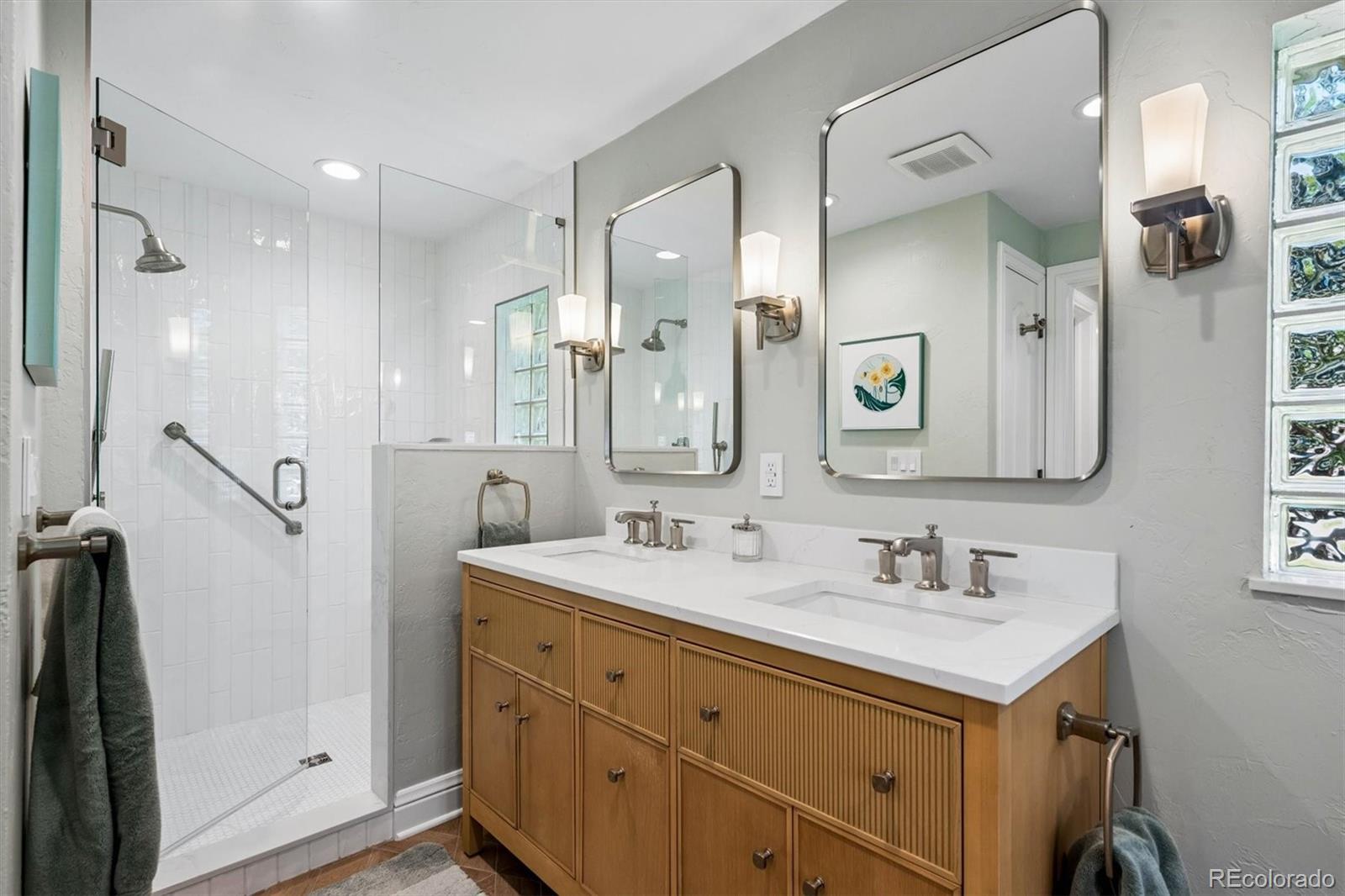MLS Image #20 for 500  bellaire street,denver, Colorado