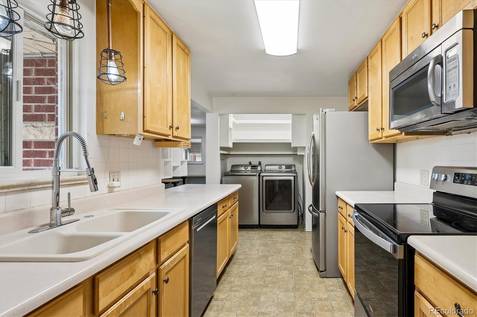 MLS Image #10 for 5983  field street,arvada, Colorado
