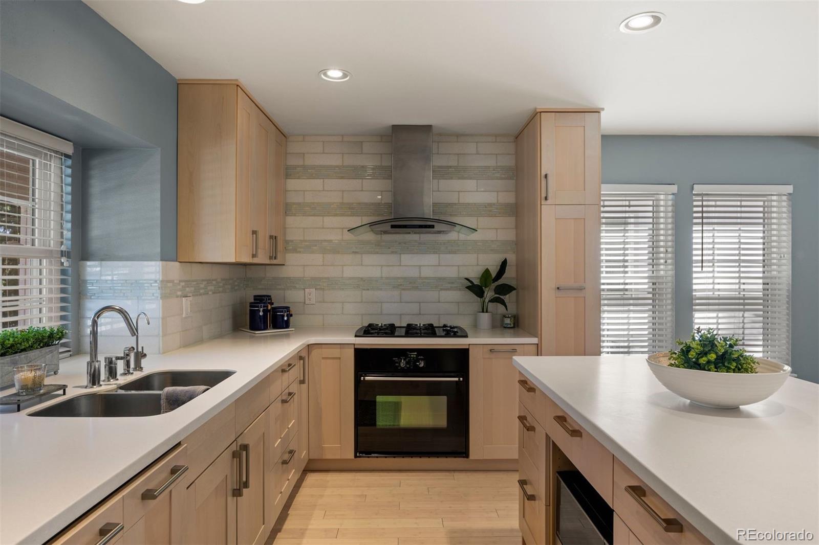 MLS Image #3 for 7359 s monaco street,englewood, Colorado