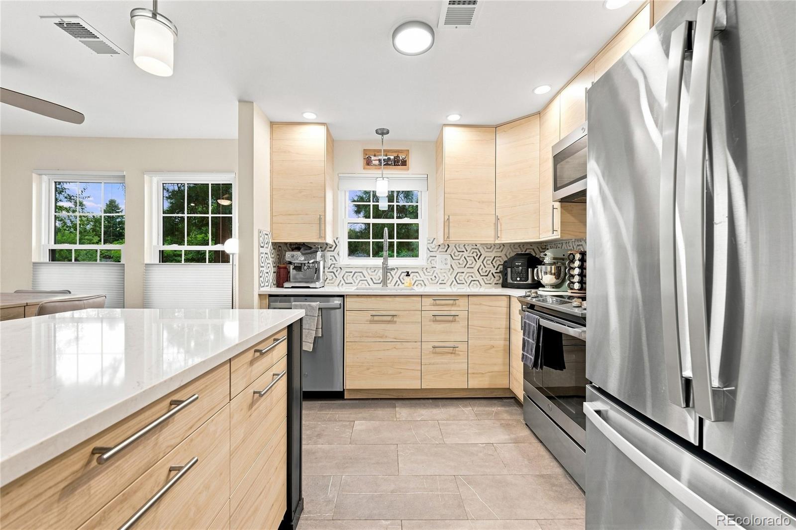 MLS Image #8 for 10970 w florida avenue,denver, Colorado