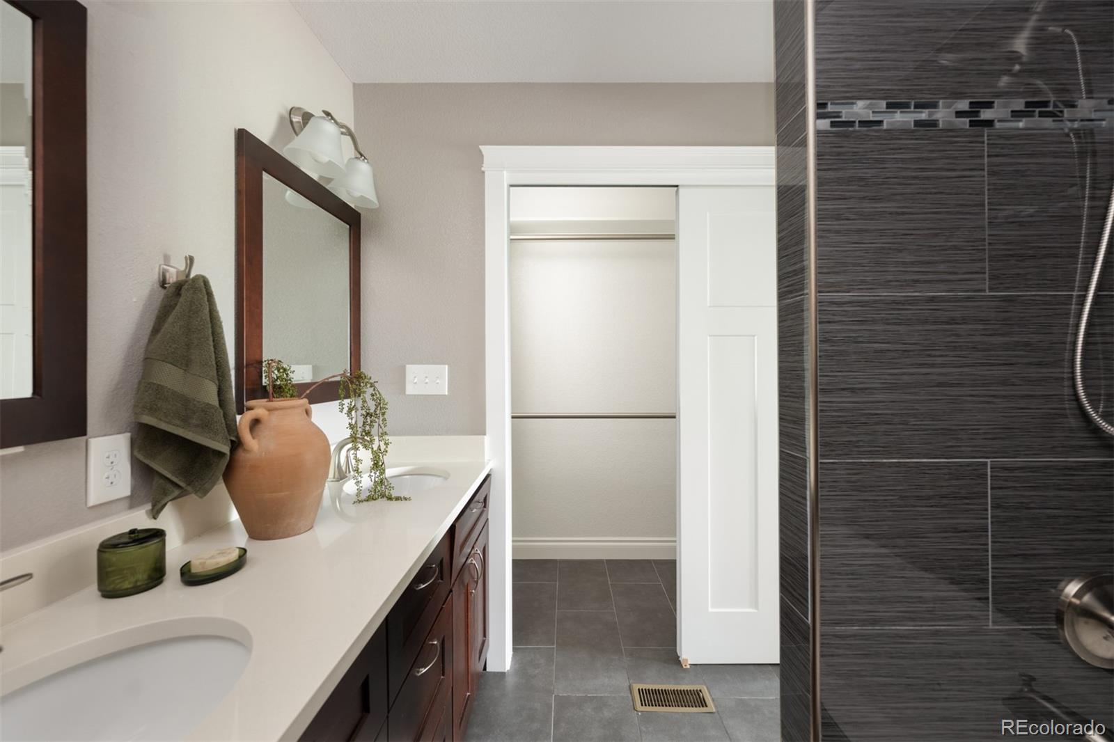 MLS Image #8 for 3404 n clayton street,denver, Colorado