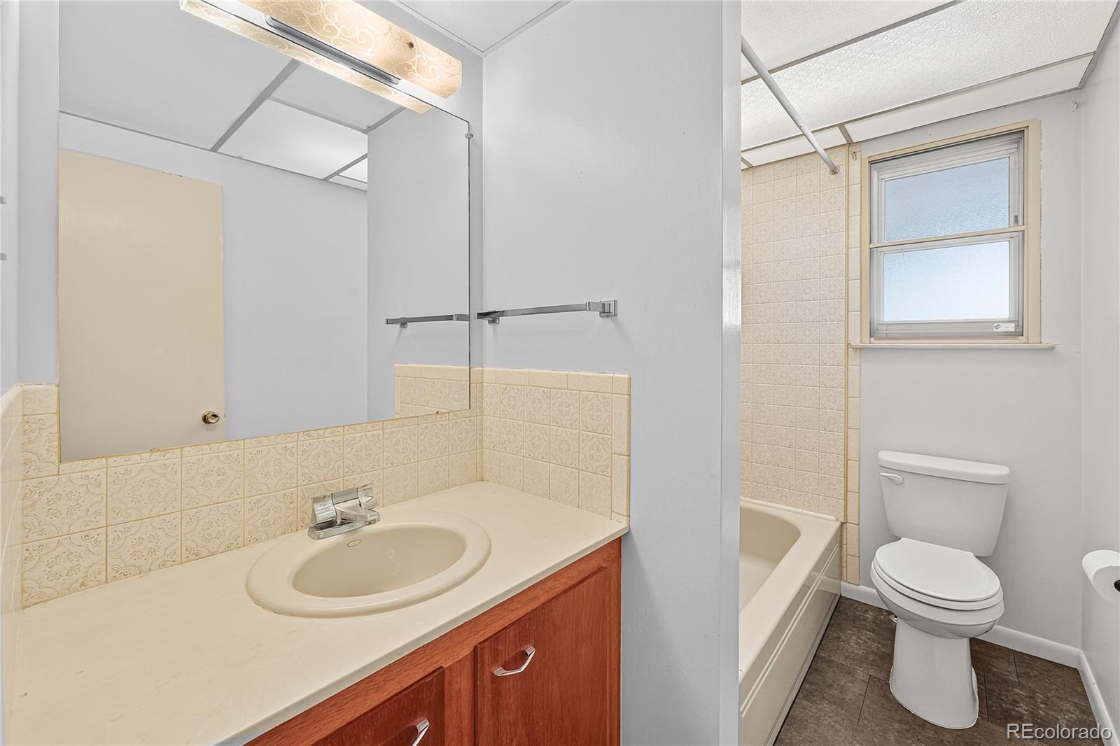 MLS Image #15 for 1505 s lamar street,denver, Colorado