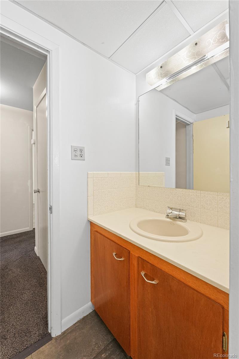 MLS Image #18 for 1505 s lamar street,denver, Colorado