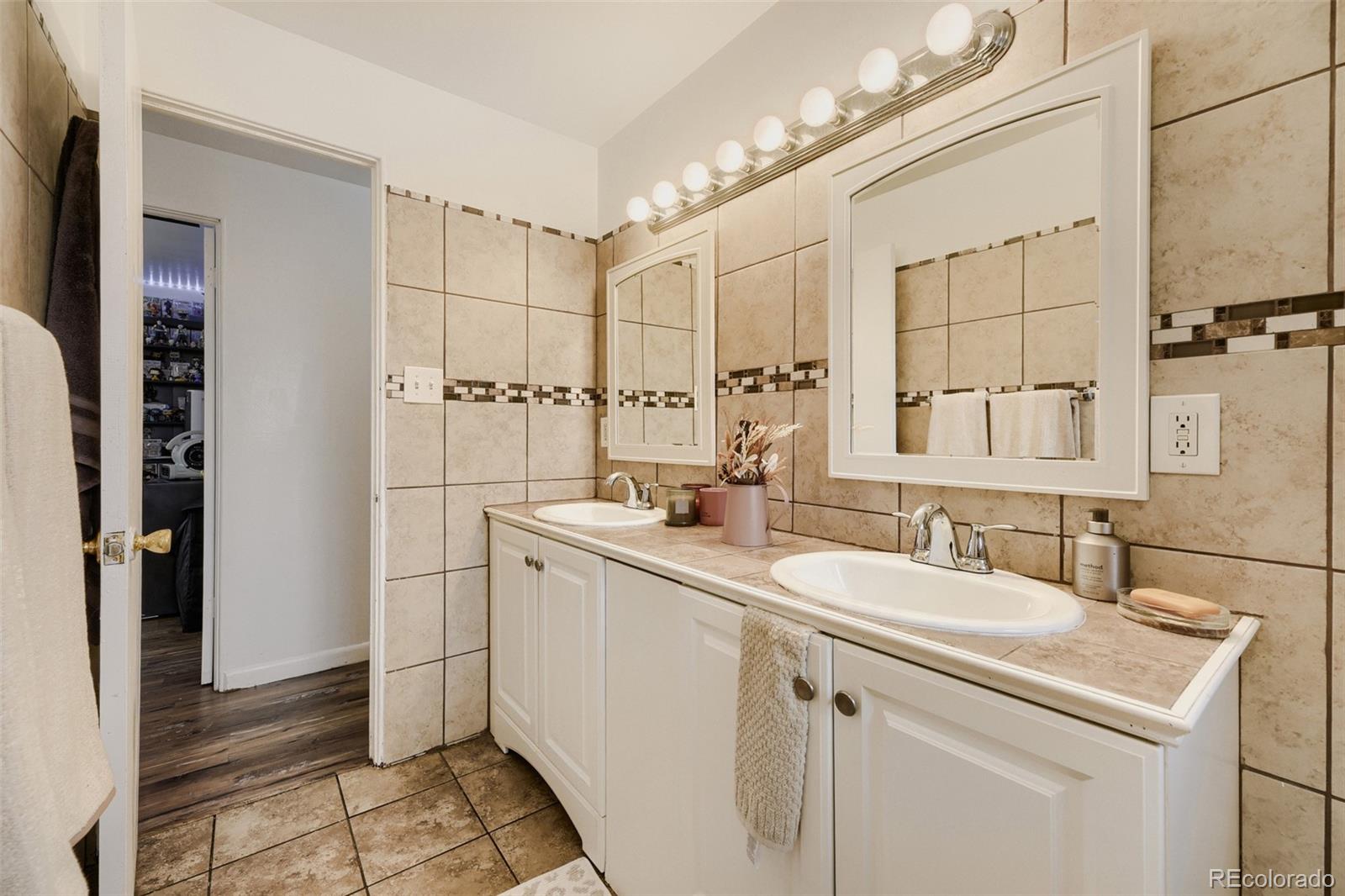MLS Image #20 for 535  zenobia street,denver, Colorado