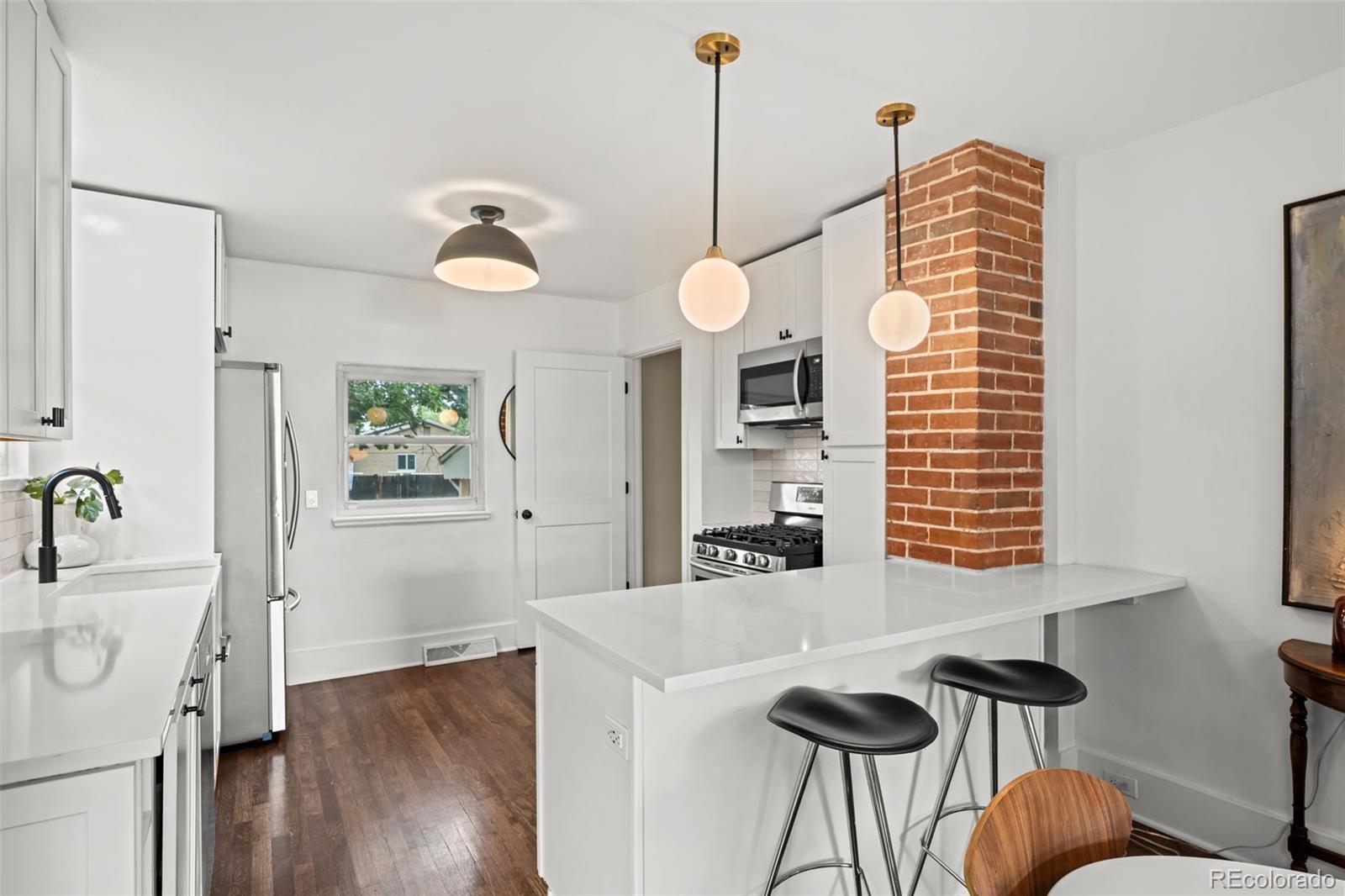 MLS Image #11 for 141 s irving street,denver, Colorado