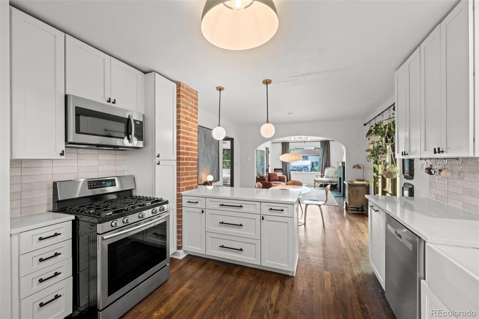 MLS Image #13 for 141 s irving street,denver, Colorado