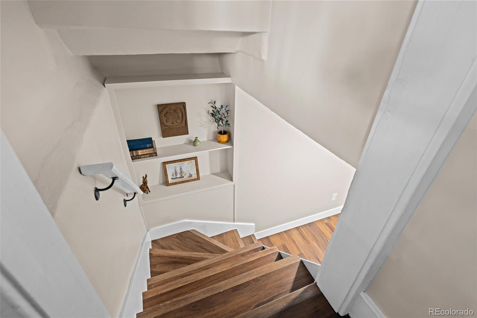 MLS Image #19 for 141 s irving street,denver, Colorado