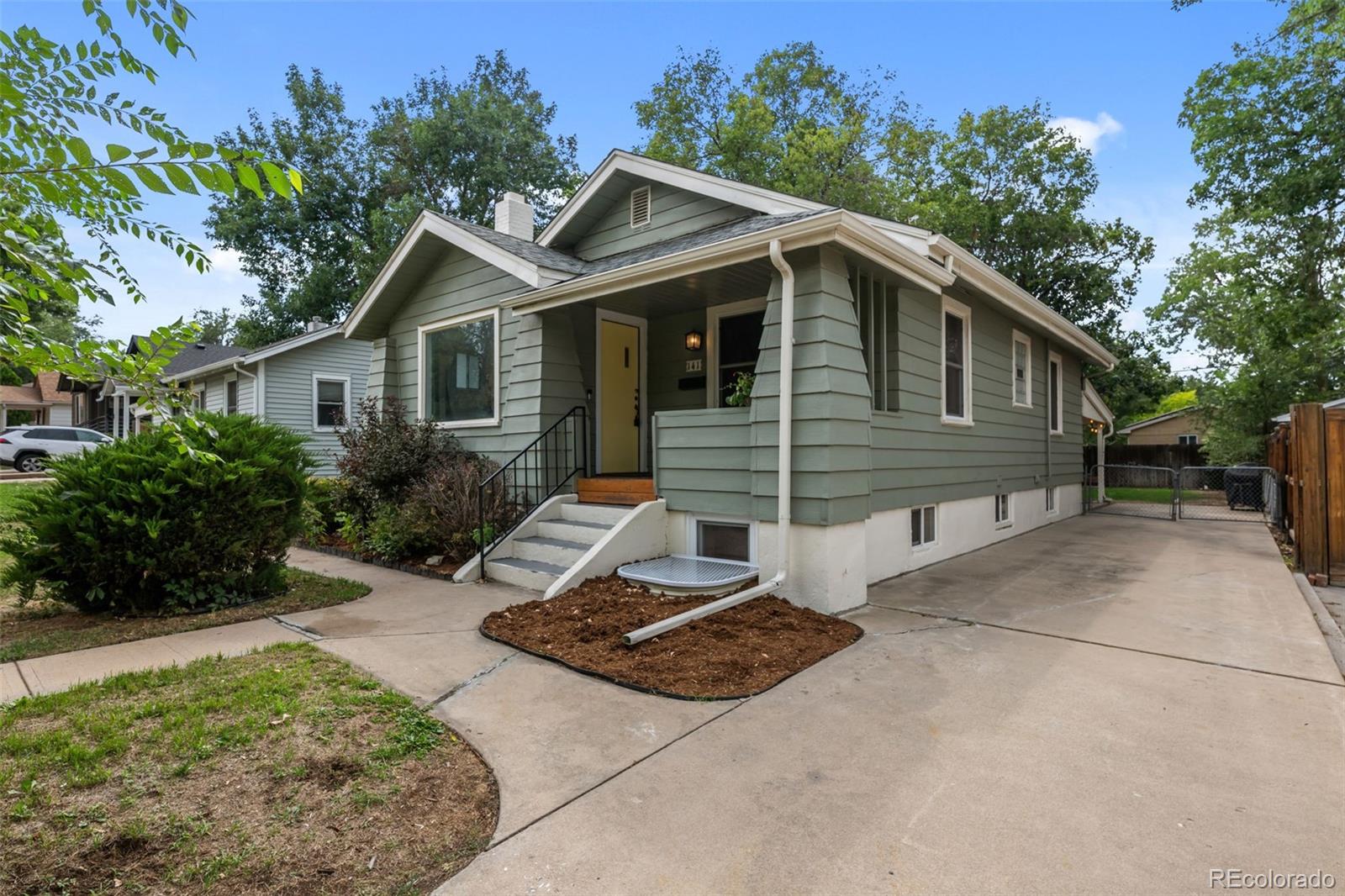 MLS Image #3 for 141 s irving street,denver, Colorado