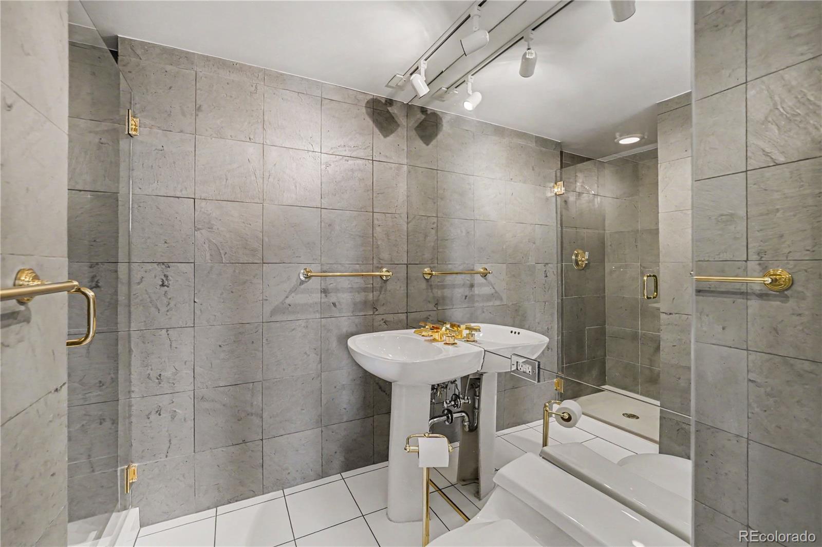 MLS Image #18 for 3100 e cherry creek south drive,denver, Colorado